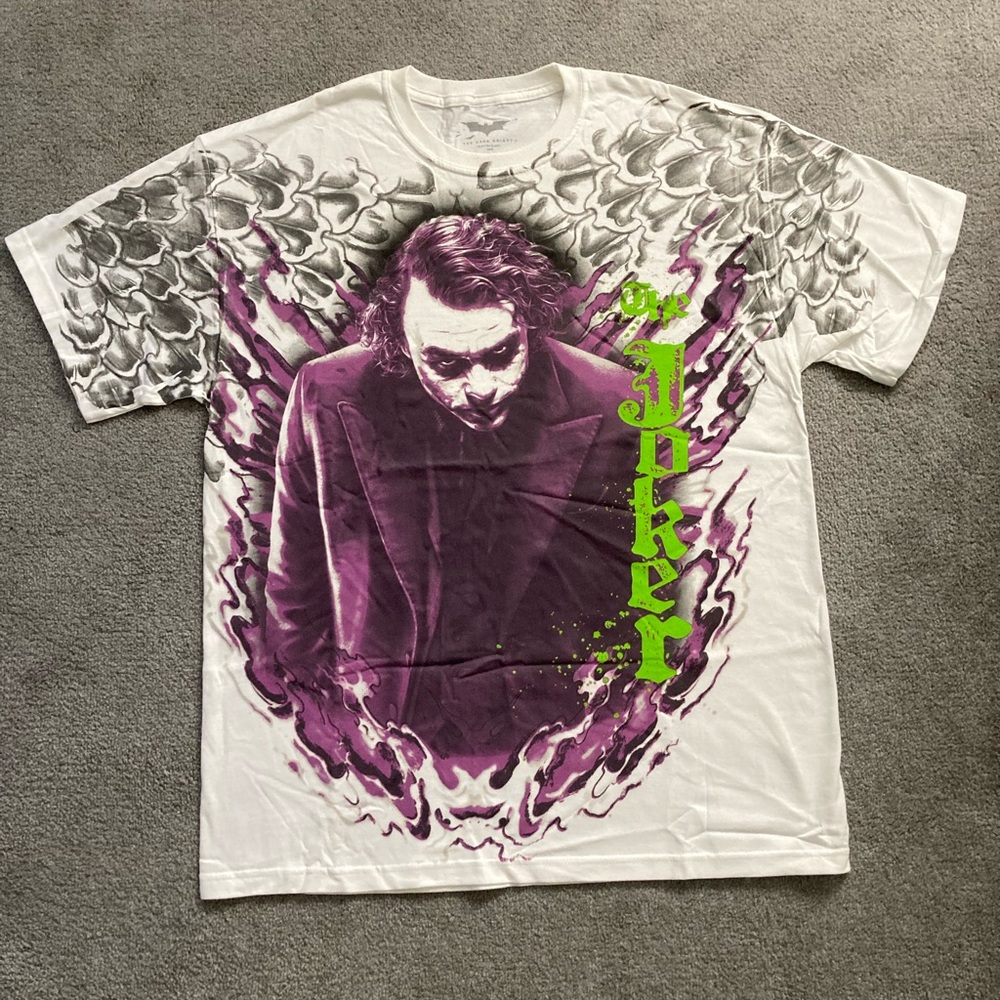Heath Ledger Joker (Dark Knight) tee shirt